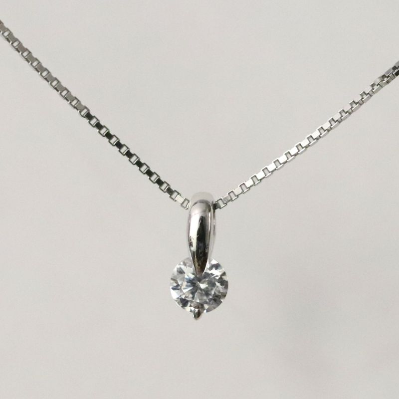 ダイヤペンダントネックレスジュエリーリフォームｒｆp0428nｃｔ030ｐｔ正面