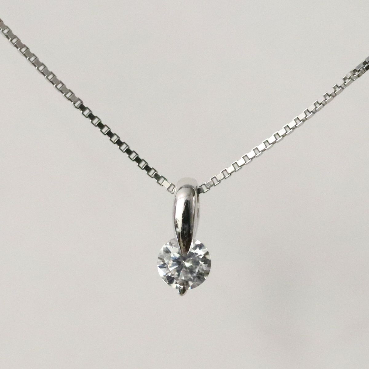 ダイヤペンダントネックレスジュエリーリフォームｒｆp0428nｃｔ030ｐｔ正面
