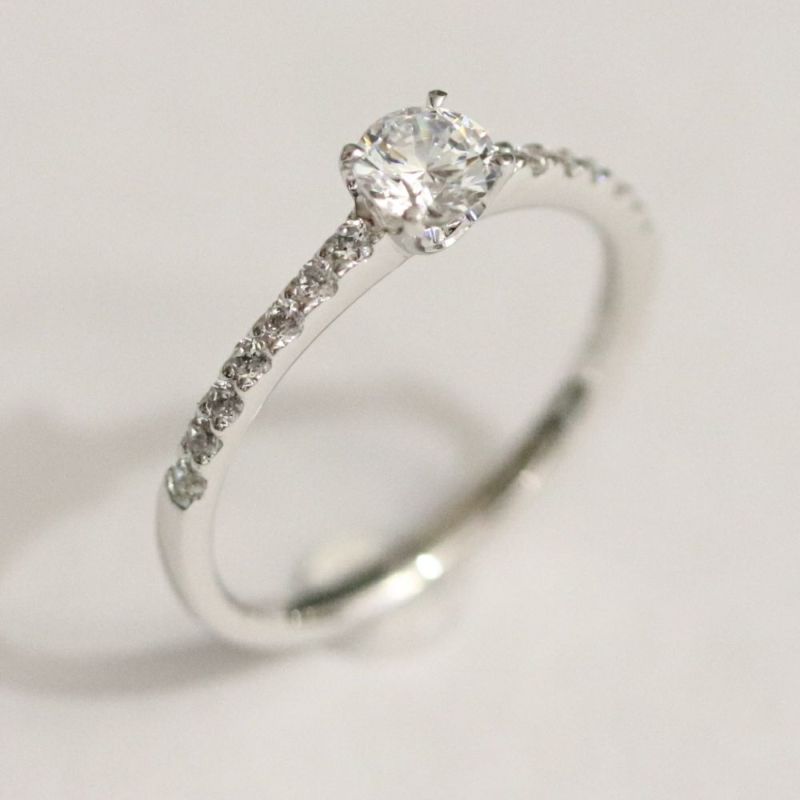 婚約指輪ジュエリーリフォームｒｆｄｒ1072cｔ030ｐｔ斜め