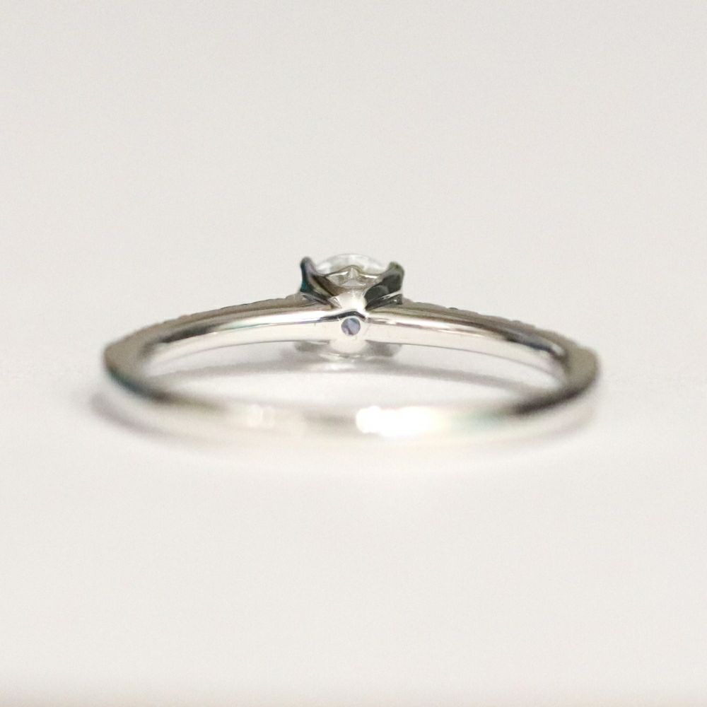 婚約指輪ジュエリーリフォームｒｆｄｒ1072cｔ030ｐｔ裏