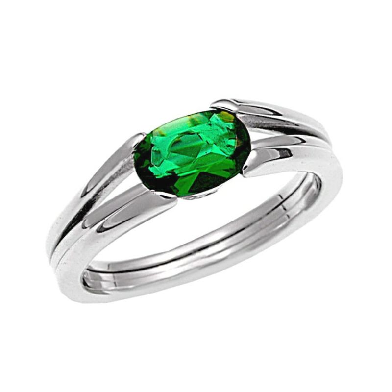 エメラルドの指輪ジュエリーリフォームrfa0509v-100ptem斜め