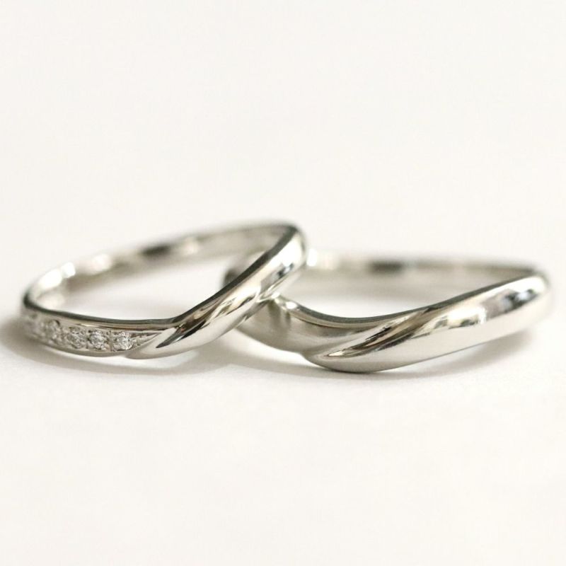 結婚指輪V字ラインｍｒｓ019ｐｔｓ018ｐｔペア