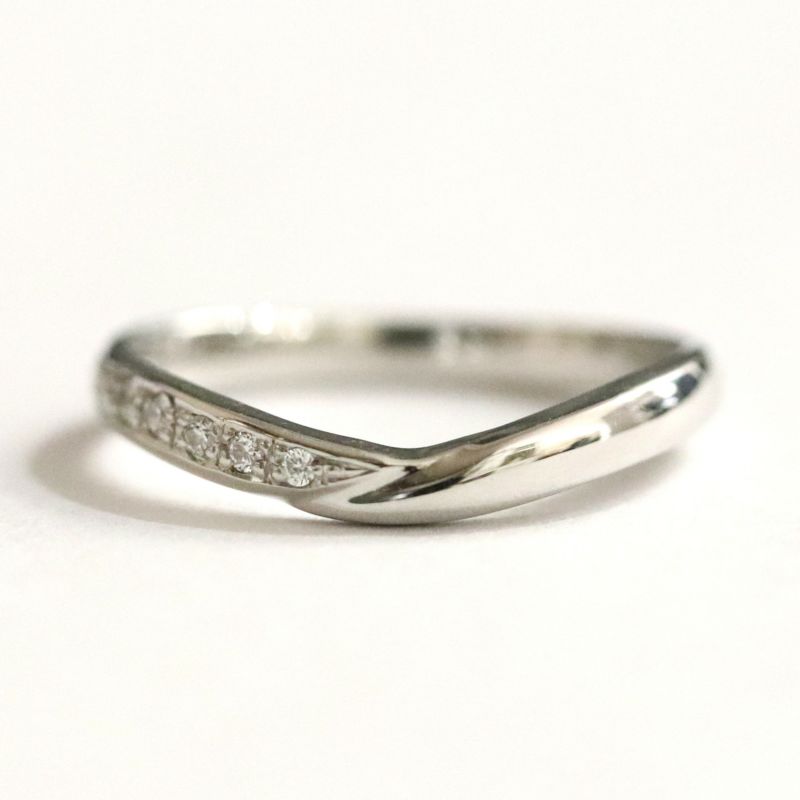 結婚指輪V字ラインｍｒｓ019ｐｔｓ018ｐｔレディス正面