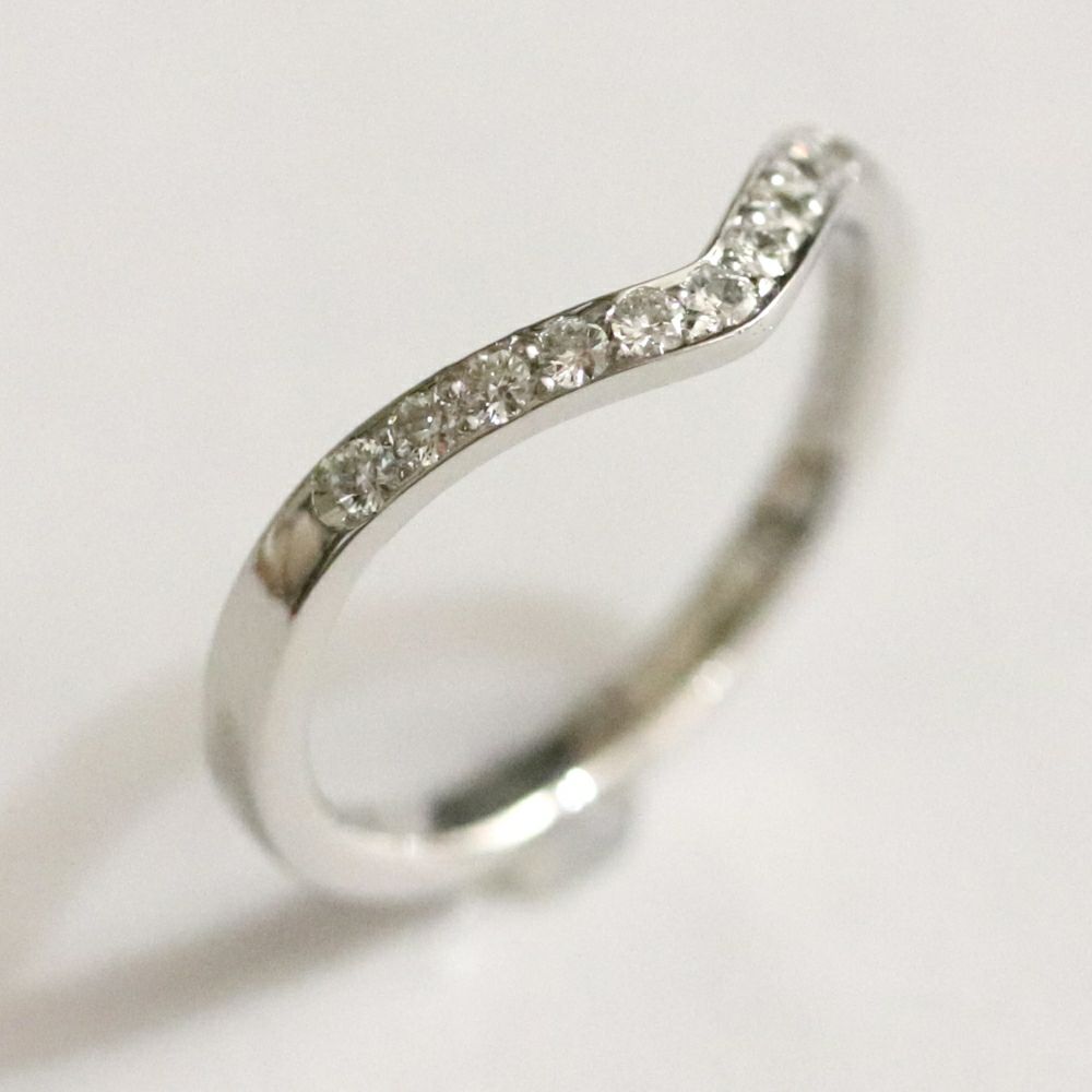 結婚指輪V字ラインｍｒｓ046ｐｔｓ045ｔレディス斜め